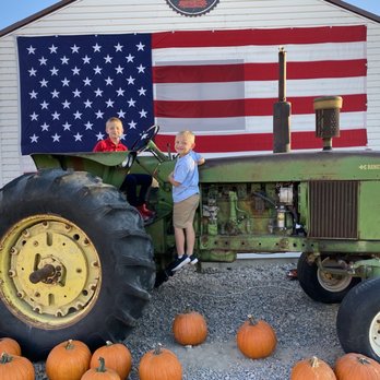 Cross E Ranch - Cutest decor - Festivals Near Me - Salt Lake City, Utah Cross E Ranch - Cutest decor - Festivals Near Me - Salt Lake City, Utah
