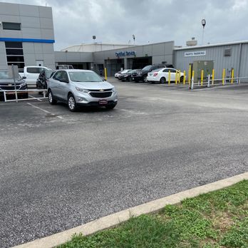 AutoNation Chevrolet West Austin - Service entrance is hidden behind sales - Car Dealers Near Me - Austin, Texas AutoNation Chevrolet West Austin - Service entrance is hidden behind sales - Car Dealers Near Me - Austin, Texas