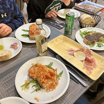 La Famiglia - Bruschetta and Charcuterie - Italian Near Me - Rome, RM