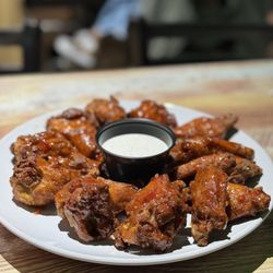 Hole 19 Craft Kitchen - Sweet Thai Chilli Wings
