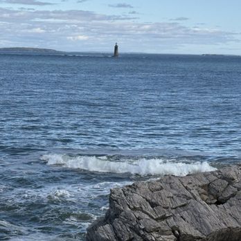 Cape Elizabeth Lighthouse - Another light house out in the ocean - Landmarks & Historical Buildings Near Me - Cape Elizabeth, Maine