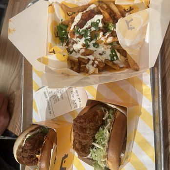 Starbird Chicken - Classic chicken sandwich, Seoul chicken and Nashville fries. - Chicken Shop Near Me - Pleasanton, California
