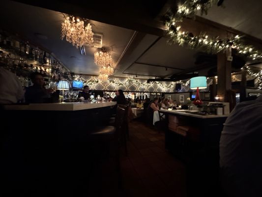 Avanti Restaurant by null
