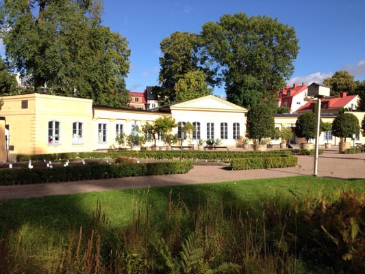 Linnaeus garden by null