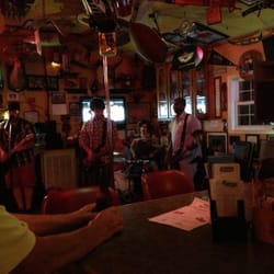 Toots Bar - Live music at Toots