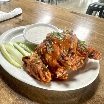 Cinco - Oaxacan Wings - spicy and delicious! - Mexican Near Me - Los Angeles, California