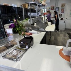 Hangry's Sandwich Shop - Order counter