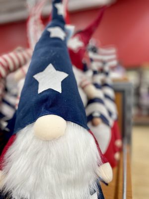 TJ MAXX - Updated June 2024 - 66 Photos & 24 Reviews - 483 Broadway