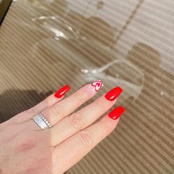 Vivian's Nails Bar