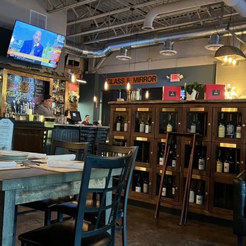 FoxGardin Family Kitchen - Interior - Seafood Near Me - Fishers, Indiana FoxGardin Family Kitchen - Interior - Seafood Near Me - Fishers, Indiana