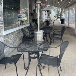alfresco dining @Swatara Coffee Company