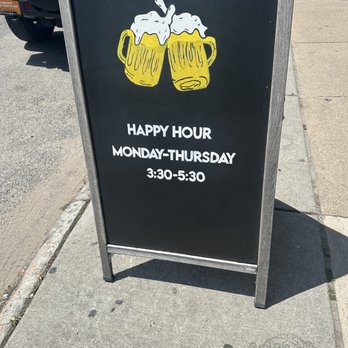 Empanola - Happy hour sign - Empanadas Near Me - New Orleans, Louisiana Empanola - Happy hour sign - Empanadas Near Me - New Orleans, Louisiana