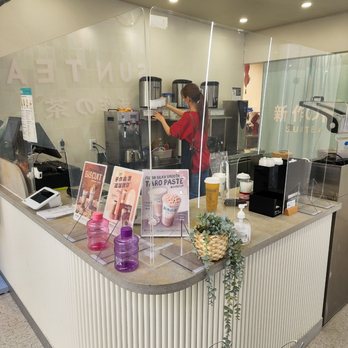 Sun Tea - Staff area - Bubble Tea Near Me - Toronto, Ontario