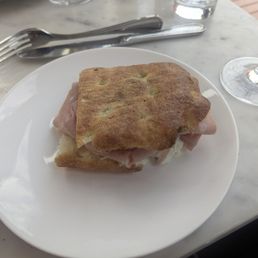 Half sandwich Half sandwich