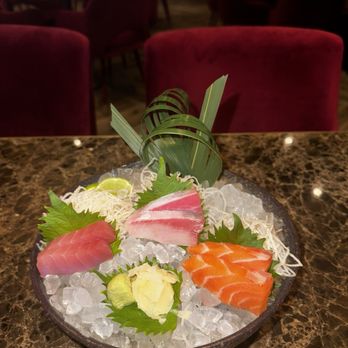 Salty Flame - Sashimi Platter - Asian Fusion Near Me - Miami, Florida Salty Flame - Sashimi Platter - Asian Fusion Near Me - Miami, Florida