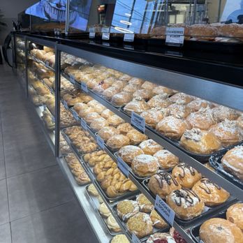 Oakmont Bakery - Bakeries Near Me - Oakmont, Pennsylvania Oakmont Bakery - Bakeries Near Me - Oakmont, Pennsylvania