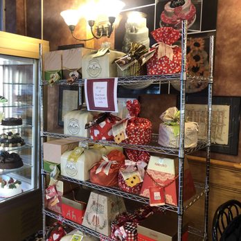 F Monteleone Bakery & Cafe - Bakeries Near Me - Brooklyn, New York F Monteleone Bakery & Cafe - Bakeries Near Me - Brooklyn, New York