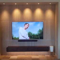 1 Touch Audio Video