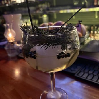 Juniper - What an amazing gin joint , look at this drink! It's botanist gin with an amazing arrangement! Just smell the pine floral aroma ;-) - Cocktail Bars Near Me - Tucson, Arizona Juniper - What an amazing gin joint , look at this drink! It's botanist gin with an amazing arrangement! Just smell the pine floral aroma ;-) - Cocktail Bars Near Me - Tucson, Arizona