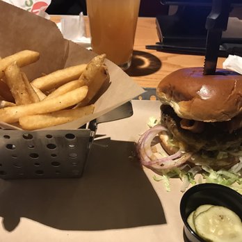 Chili's - "Just Bacon Big Mouth Burger" - bacon, cheddar, pickles, lettuce, red onion, tomato & garlic aiol. - American Near Me - Clark, New Jersey Chili's - "Just Bacon Big Mouth Burger" - bacon, cheddar, pickles, lettuce, red onion, tomato & garlic aiol. - American Near Me - Clark, New Jersey