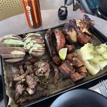 The Doral Yard - Parrilla para 2 - Bars Near Me - Doral, Florida The Doral Yard - Parrilla para 2 - Bars Near Me - Doral, Florida