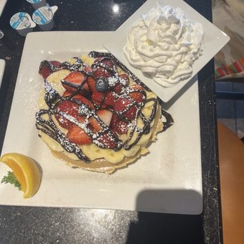 Keke's Breakfast Cafe - Florida Waffle - Breakfast & Brunch Near Me - Tampa, Florida