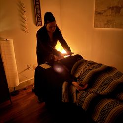 The Healing Nest - Reiki session with Amira - Energy in motion