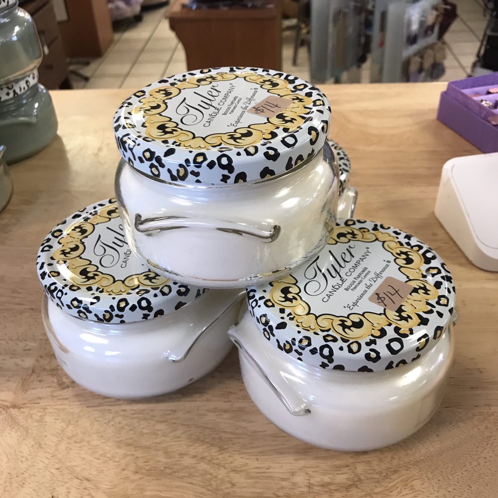 Conner's Corner Collectibles, Antiques, Boutique & Gifts Image