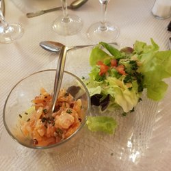A Table - Tartare aux deux saumons et baies roses