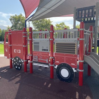 Robert E Lundigan Park - Wee woo wee woo, it's a fire truck! - Parks Near Me - Burbank, California