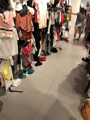 Forever 21 by null