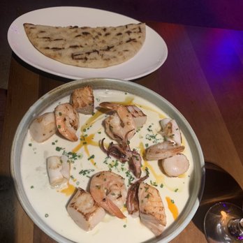 Fabrika Fishtown - Scallops & Shrimp - Dinner Theater Near Me - Philadelphia, Pennsylvania