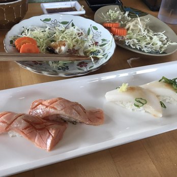 Kiku Sushi - Sake toro (salmon belly) and escolar (butterfish) nigiri - Japanese Near Me - Berkeley, California Kiku Sushi - Sake toro (salmon belly) and escolar (butterfish) nigiri - Japanese Near Me - Berkeley, California