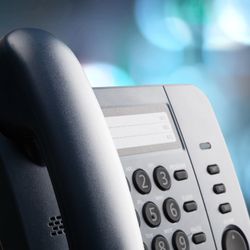 safemode IT - Crystal Clear HD voice calls with free desk phones,