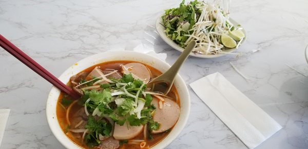 Mien Trung Restaurant by null