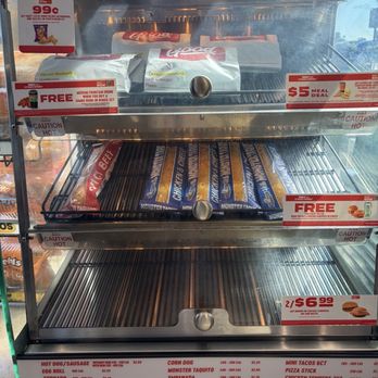 Chevron - Meal options - Gas Stations Near Me - Chowchilla, California