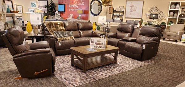 LA-Z-BOY HOME FURNISHINGS & DECOR - Updated August 2025 - 39 Photos ...
