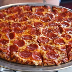 Thin Crust Pepperoni Pizza