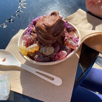 Yoga-urt - Chocolate bliss - Ice Cream & Frozen Yogurt Near Me - Glendale, California Yoga-urt - Chocolate bliss - Ice Cream & Frozen Yogurt Near Me - Glendale, California