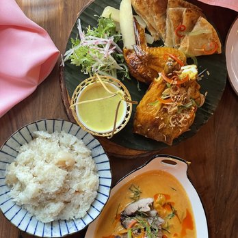Temsib Eatery & Bar - Gai Yang Gorlek and Trust Curry - Thai Near Me - Bellevue, Washington Temsib Eatery & Bar - Gai Yang Gorlek and Trust Curry - Thai Near Me - Bellevue, Washington