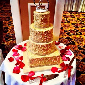 Bella's Flower Shop - Complimentary flowers for cake decor and flower girls!!! Very useful and appreciated!!! - Florists Near Me - Bronx, New York