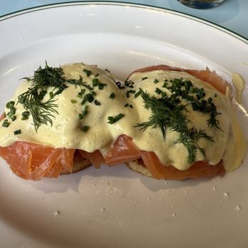 Sadelle's - Salmon Benny - Breakfast & Brunch Near Me - Las Vegas, Nevada