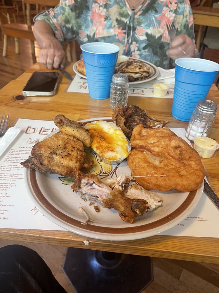 DEER CLIFF INN RESTAURANT Updated November 2024 16 Reviews 2016 N