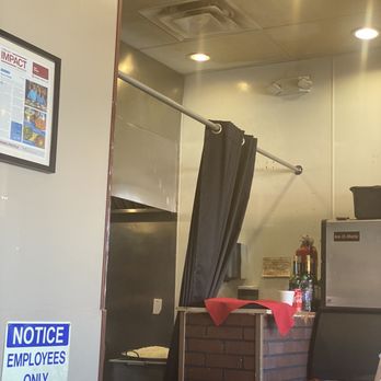 Kurry Walah - Exposed food stored under air vent - Indian Near Me - Katy, Texas Kurry Walah - Exposed food stored under air vent - Indian Near Me - Katy, Texas
