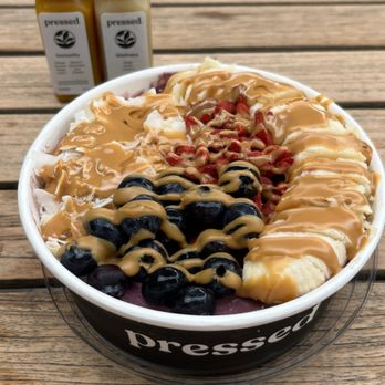 Pressed Juicery - a bowl of food with peanut butter and blueberries - Juice Bars & Smoothies Near Me - El Segundo, California