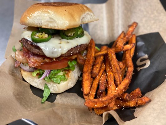 Rae's Rbar & Grill by null