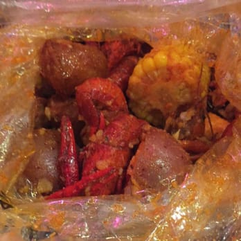 Rockin Crawfish - Crawfish, shrimp, corn, potato bag. Spicy combo mix. Amazing!!!!! - Cajun/Creole Near Me - San Pablo, California