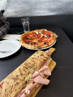 Crudo Pizza & Panuozzo by null