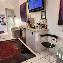 Dr. Pete N. Mellas, DMD - Lobby