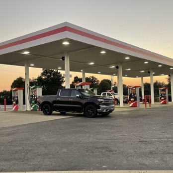 Five Star Food Mart 9838 - a pickup truck parked in front of a gas station - Grocery Near Me - Sonora, Kentucky Five Star Food Mart 9838 - a pickup truck parked in front of a gas station - Grocery Near Me - Sonora, Kentucky